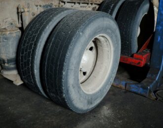 How Long do Semi Truck & Commercial Tires Last